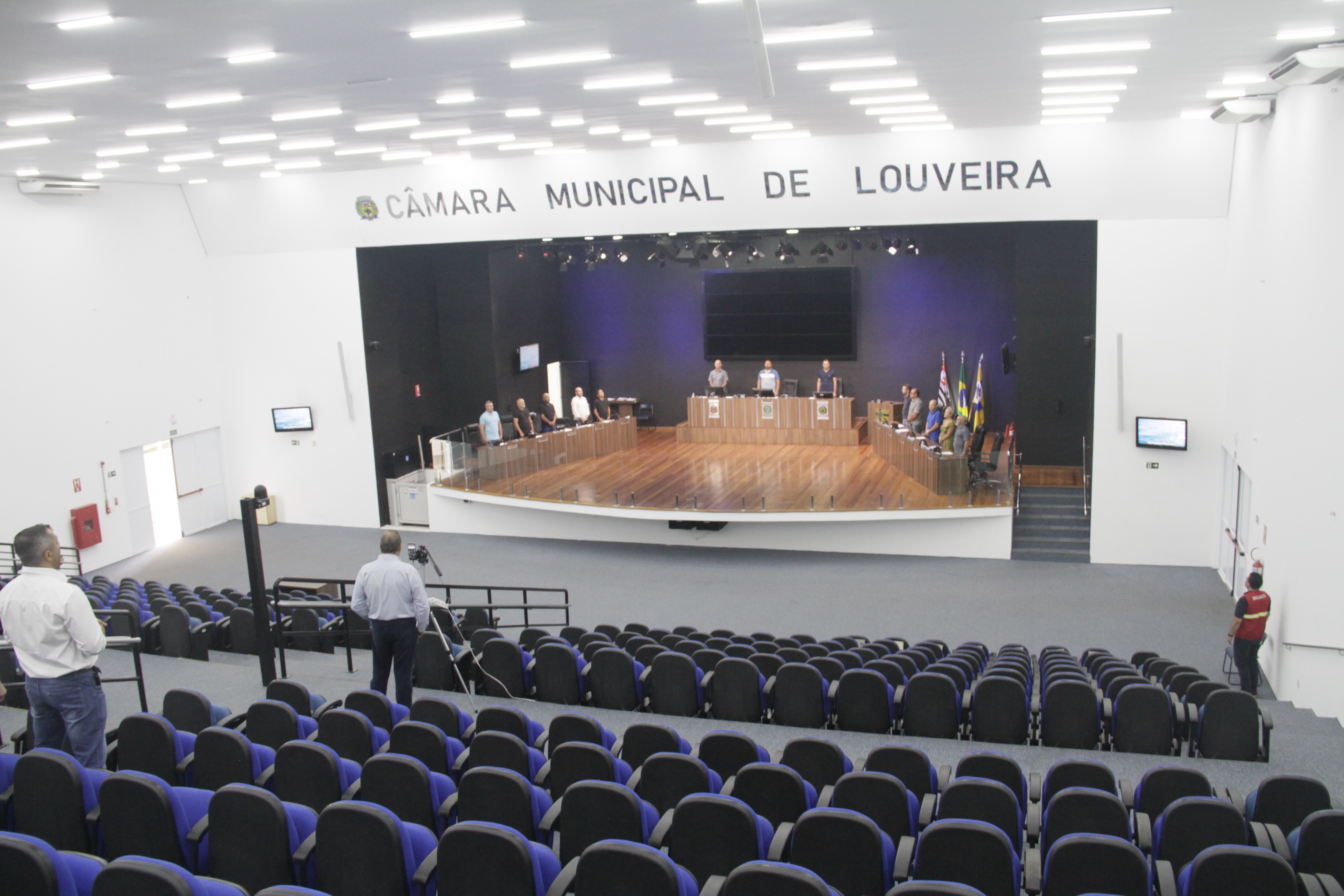 6dbf4723-3d15-4cb4-8d9f-288377973ac8