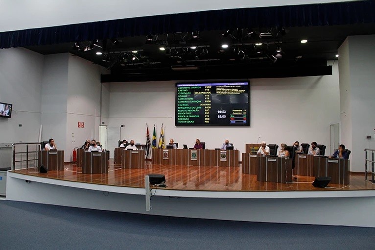 Orçamento 2021 é aprovado com três emendas e prevê R$ 425 mi