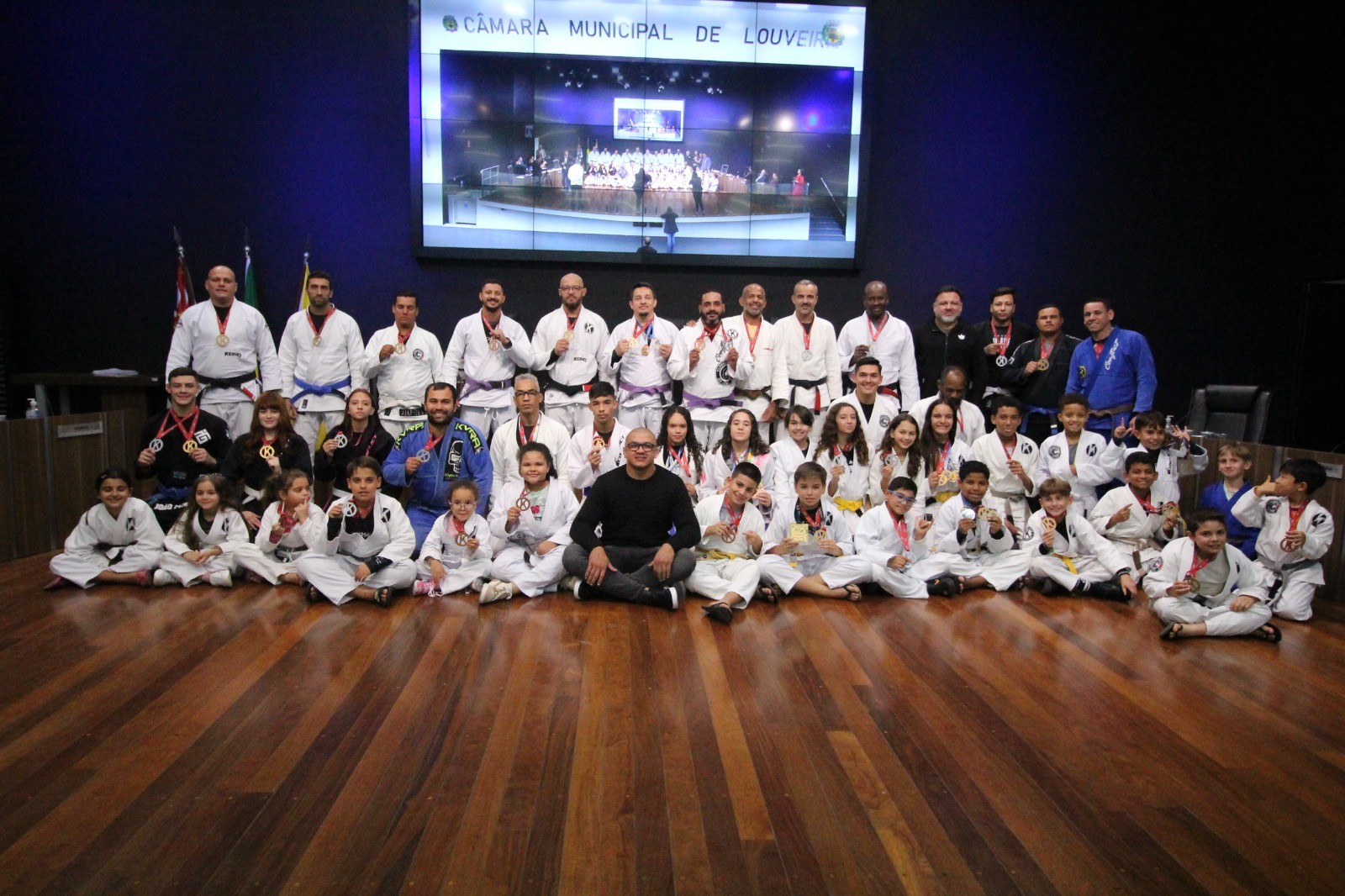 Atletas da Copa Keisei de Jiu Jitsu recebem homenagem