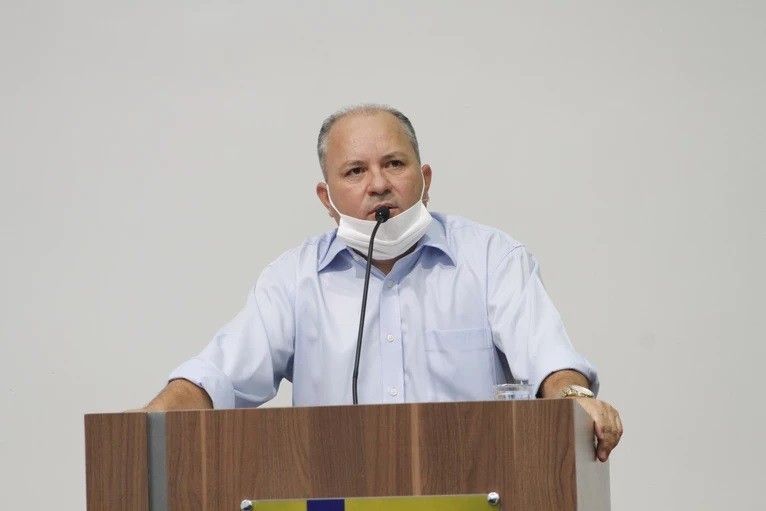 MOMENTO TRIBUNA: Nilson Cruz reforça pedido de lombadas no Parque Sabiá