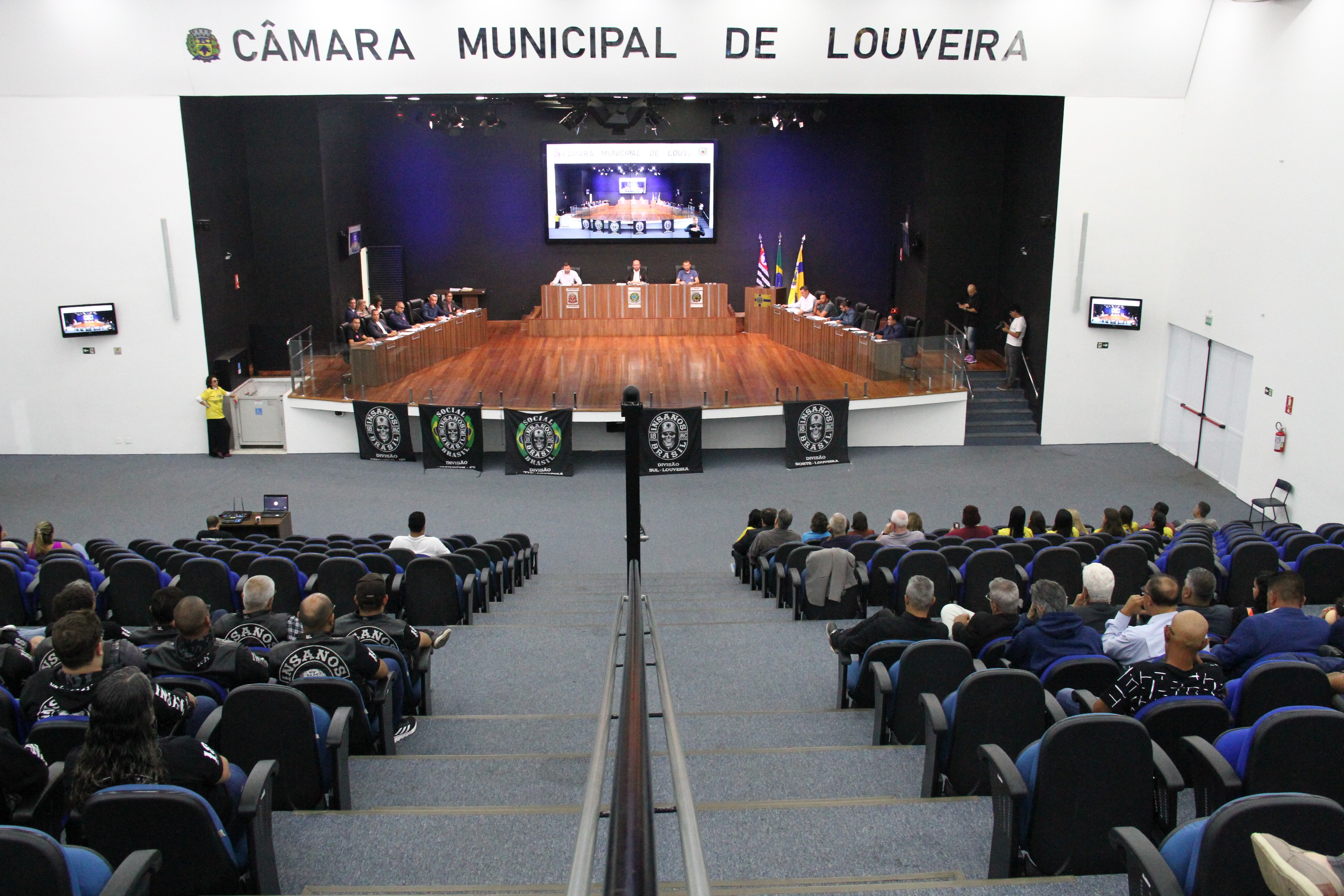 Cielo completa 28 anos de atividades e recebe reconhecimento