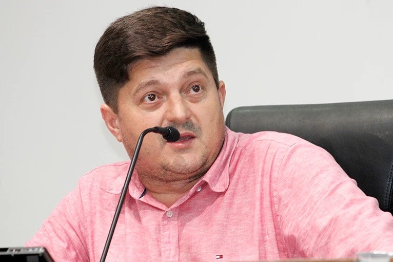 MOMENTO TRIBUNA: Rodrigão alerta sobre riscos e prevenção ao corona vírus