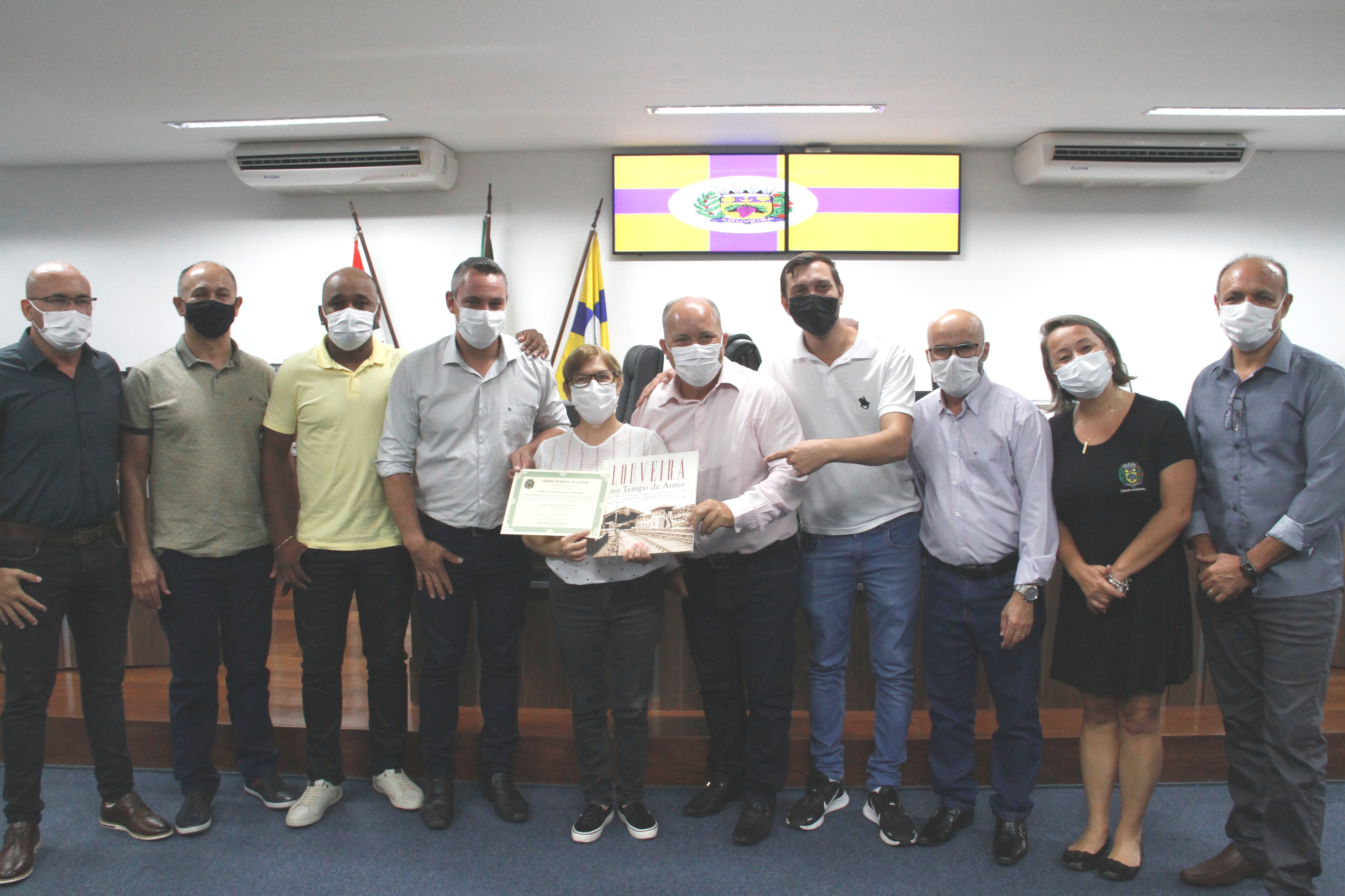 Teresa Sônia Bichara recebe Moção de Congratulações