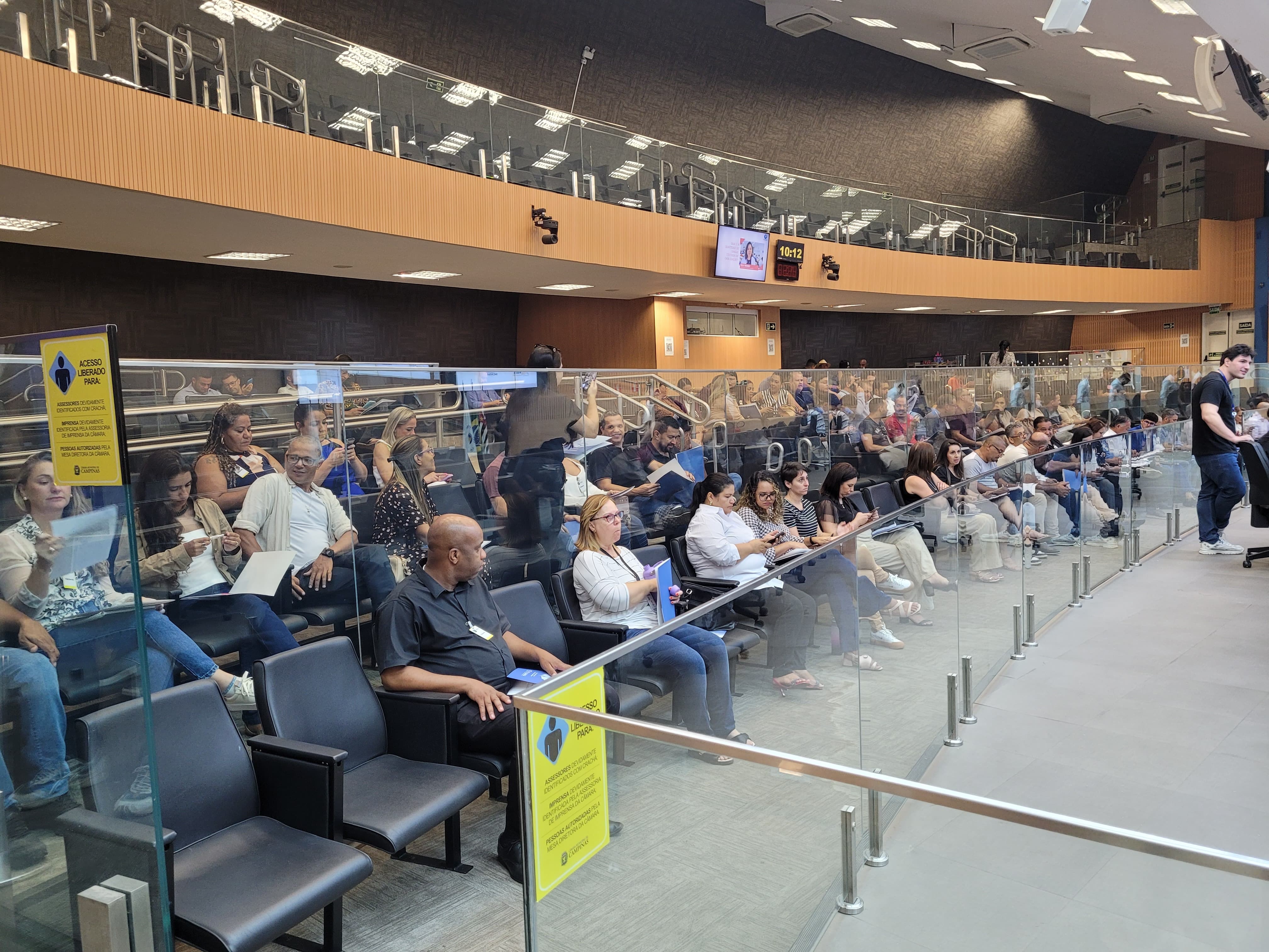 Vereadores e servidores participam de palestra de capacitação